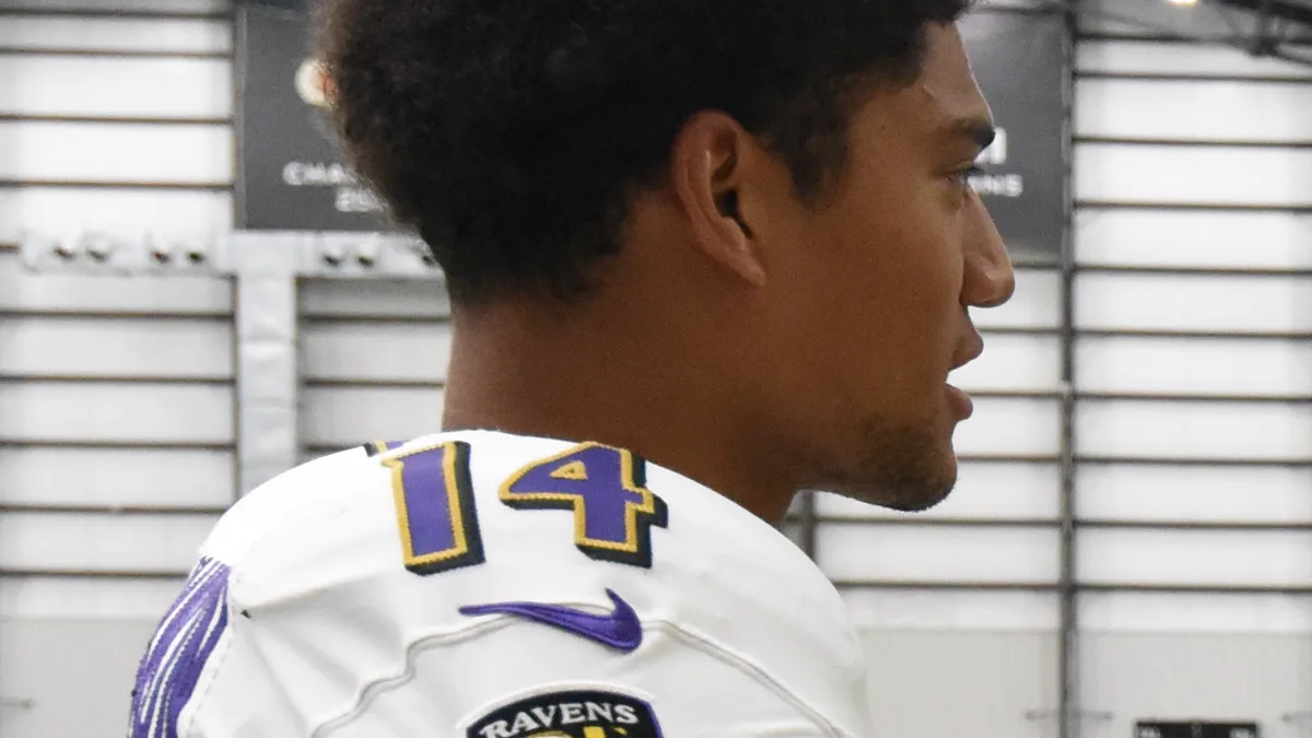 File photo from August 2023: Baltimore Ravens safety Kyle Hamilton, wearing No. 14, in profile at Ravens training camp in Owings Mills, Maryland. It does not show the 2026 game against Atlanta. The 16:9 cropped derivative is offered under the same CC BY 2.0 licence.