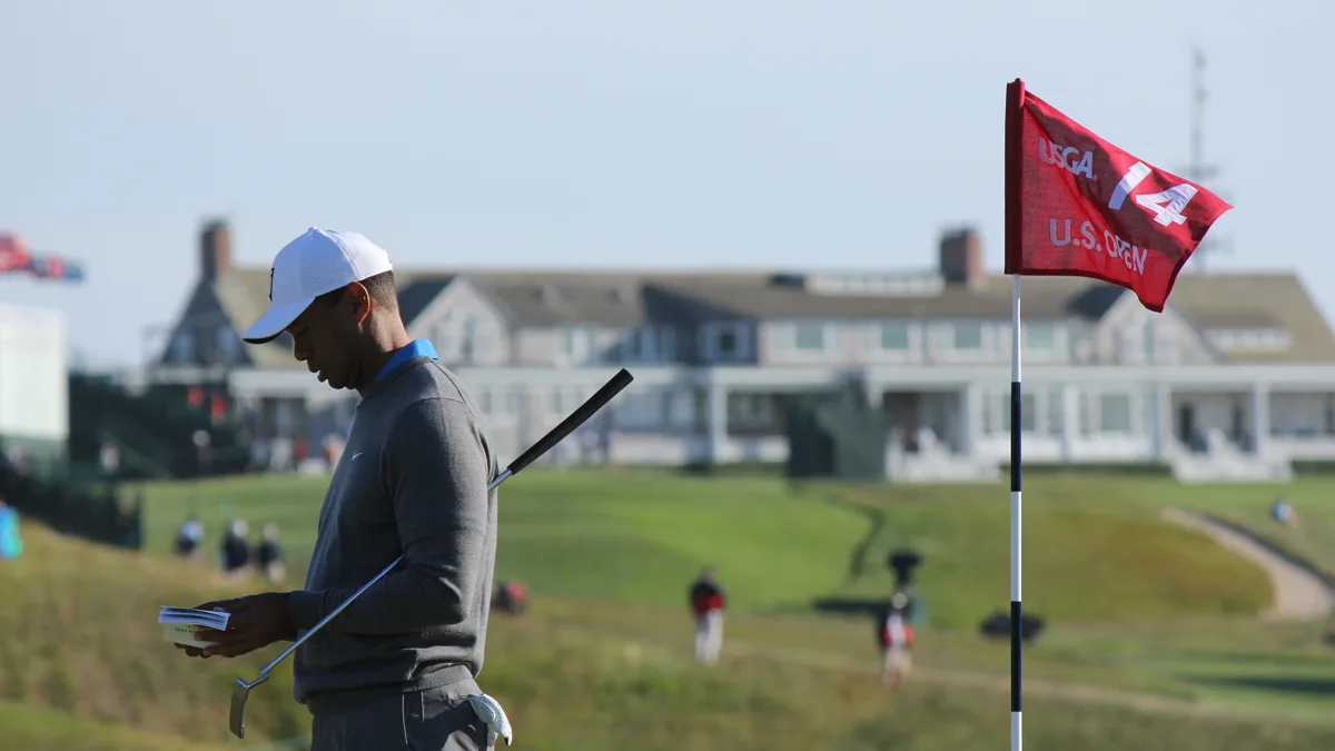 File photo from June 11, 2018: Tiger Woods on course at the US Open. It is a file photo from 2018 and does not show TGL, Jupiter Links or this week's podcast. The cropped derivative is offered under the same CC BY-SA 4.0 licence as the original.