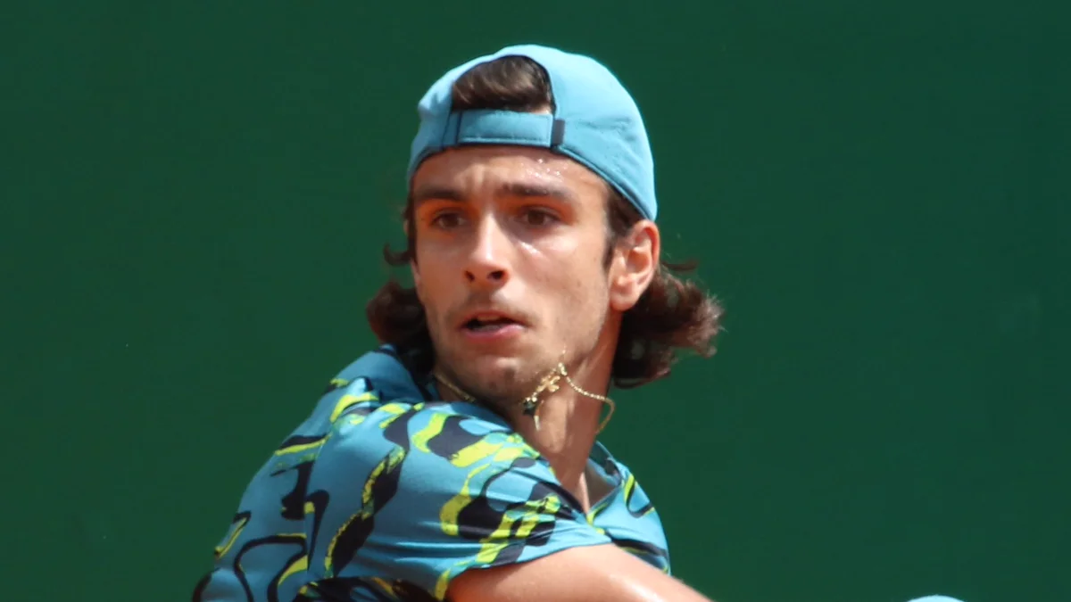 File photo from 12 April 2023: Lorenzo Musetti at the Monte-Carlo Masters. It was not taken at the Lyon Open. Cropped derivative offered under the same CC BY-SA 2.0 licence.