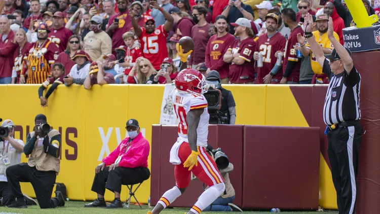 File photo from 17 October 2021: Tyreek Hill scoring a touchdown for Kansas City against Washington at FedEx Field. It does not show the Miami trial. Cropped 16:9 derivative offered under the same CC BY-SA 2.0 licence as the original.